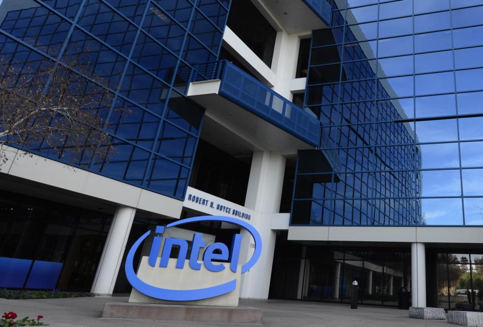Intel chce skupić się na nowych obszarach rozwoju i zapowiada zwolnienia