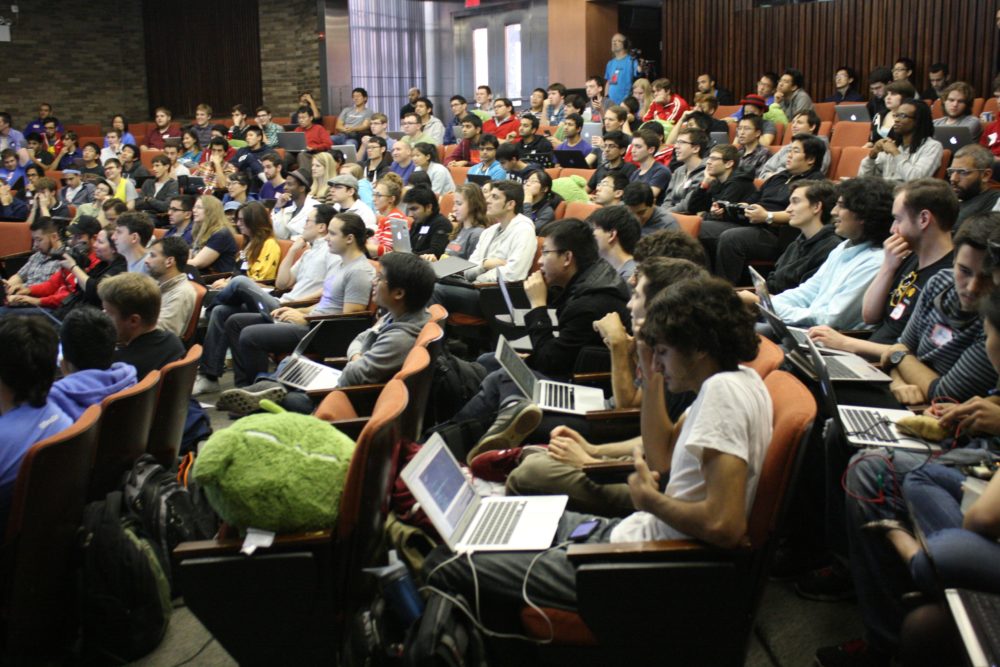 Widzialność sieci to podstawa bezpieczeństwa. Jak uczelnie budują cyfrową odporność z Progress Flowmon?