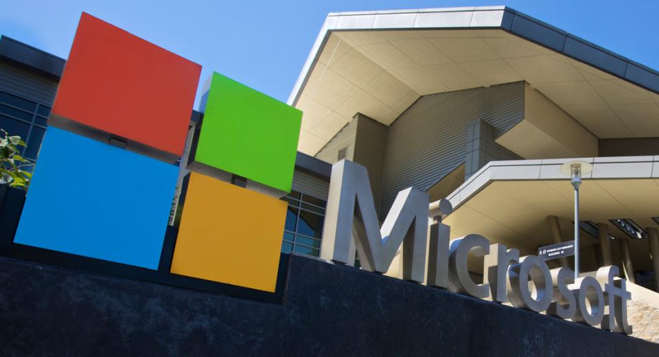 Microsoft kupuje Nuance Communications, zapłaci niemal 20 mld USD