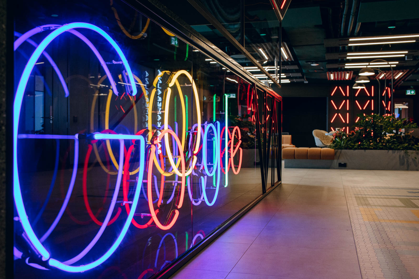 Google zainwestuje 2,7 mld złotych w rozwój warszawskiego centrum technologii chmurowych