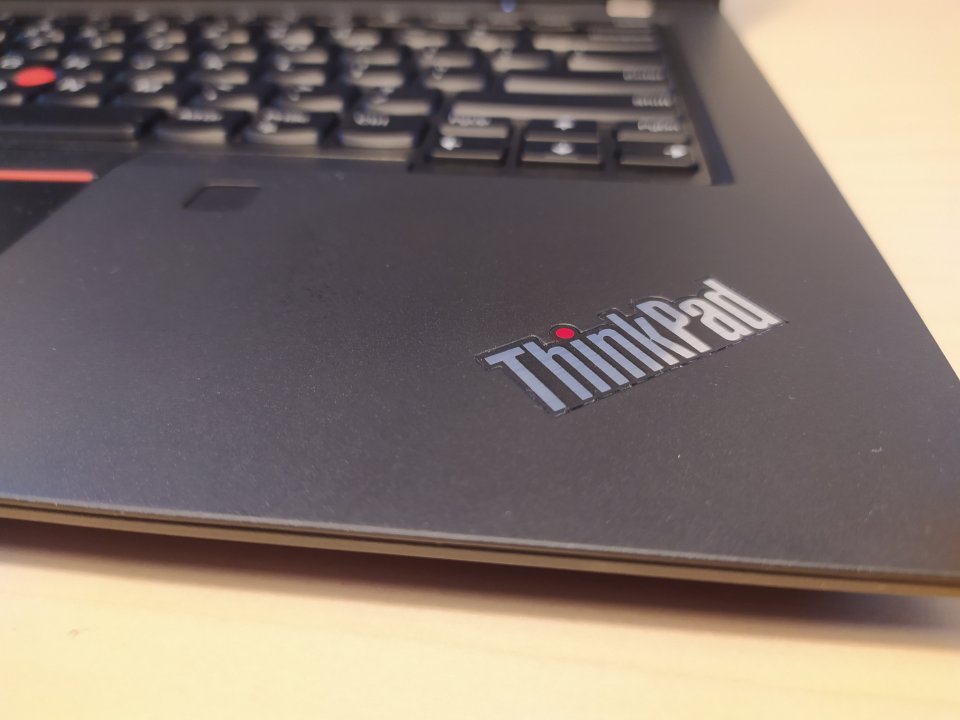 Lenovo ThinkPad P14s 2. generacji: wydajny i mobilny komputer dla profesjonalisty