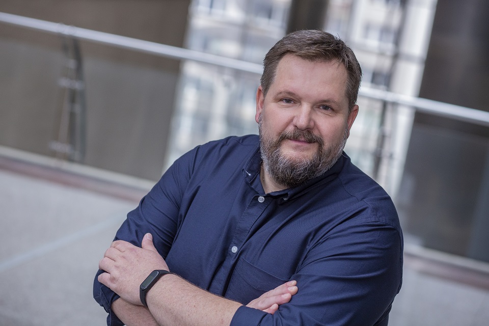 Hiperautomatyzacja wspiera biznes w radzeniu sobie z codziennymi obowiązkami