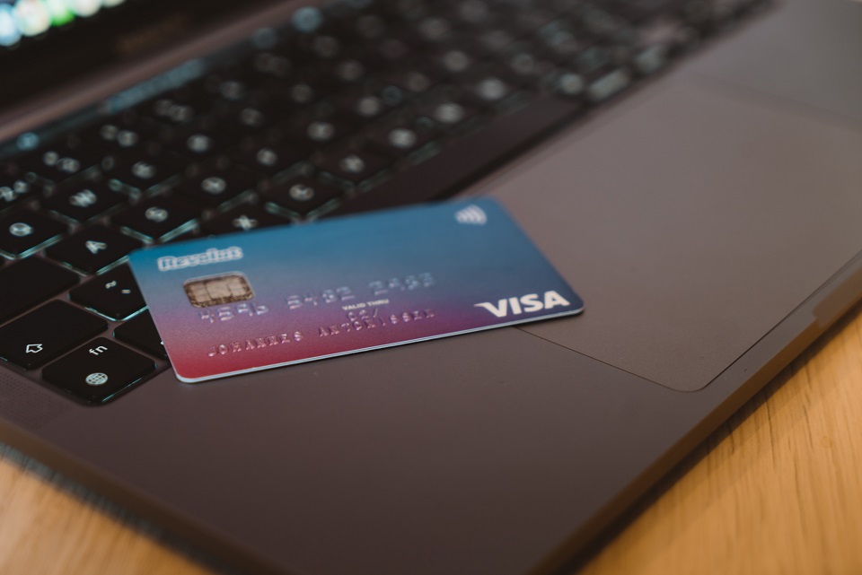 PayEye nawiązuje współpracę z Visa i rusza z pilotażowym projektem płatności online