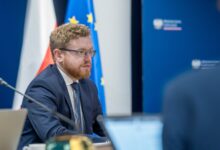 AI Act, gigafabryki i europejski portfel tożsamości: nowa architektura cyfrowej UE