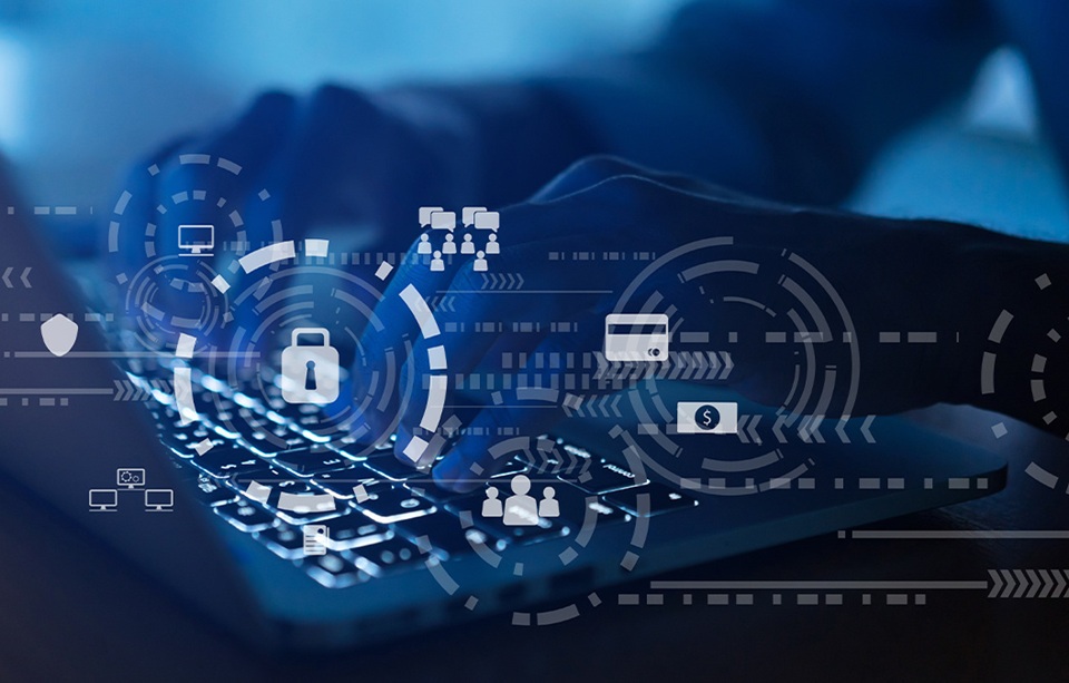 Od służb po korporacje – gdzie pracują analitycy OSINT?