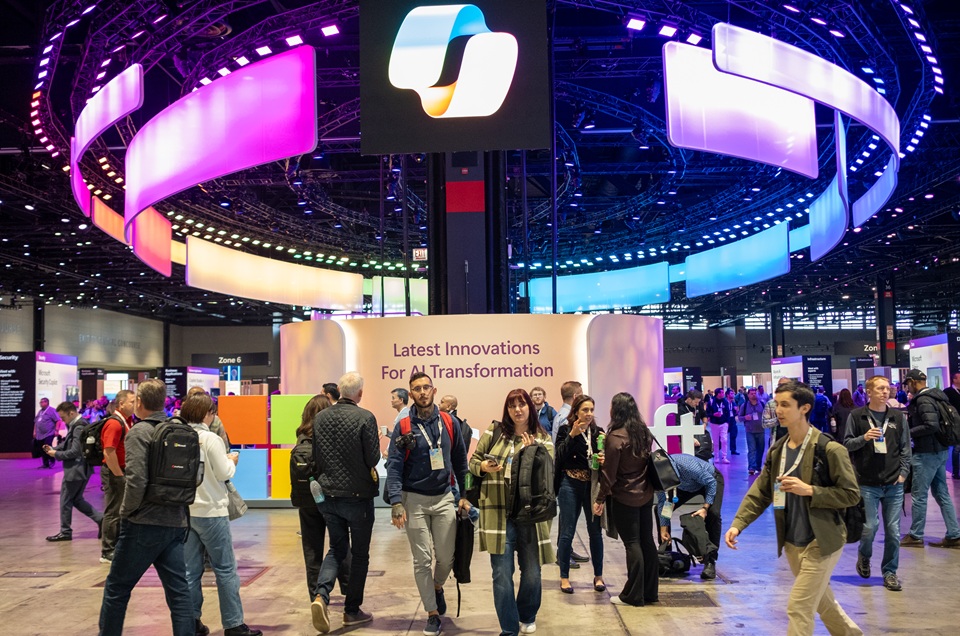 Microsoft stawia na holistyczne podejście do AI &#8211; kluczowe premiery z Ignite 2025