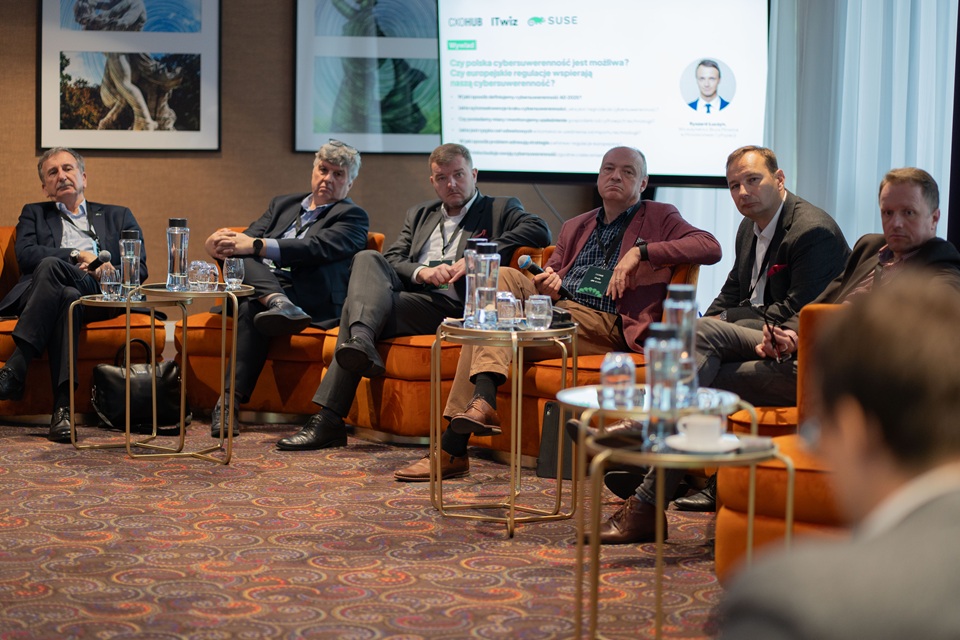 Cybersuwerenność AD 2025: o ryzykach vendor lock-in i alternatywie open-source