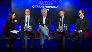 „Pociąg może nam odjechać”. Debata wokół KSeF i cyfryzacji polskich firm