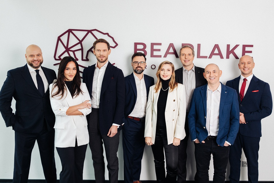 Debiutuje BearLake Group: Polski deep-tech holding z Michałem Dżogą na czele celuje w 1 mld zł