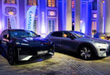 Changan debiutuje w Polsce: EV, benzyna, SDV i ceny, kt&oacute;re robią zamieszanie