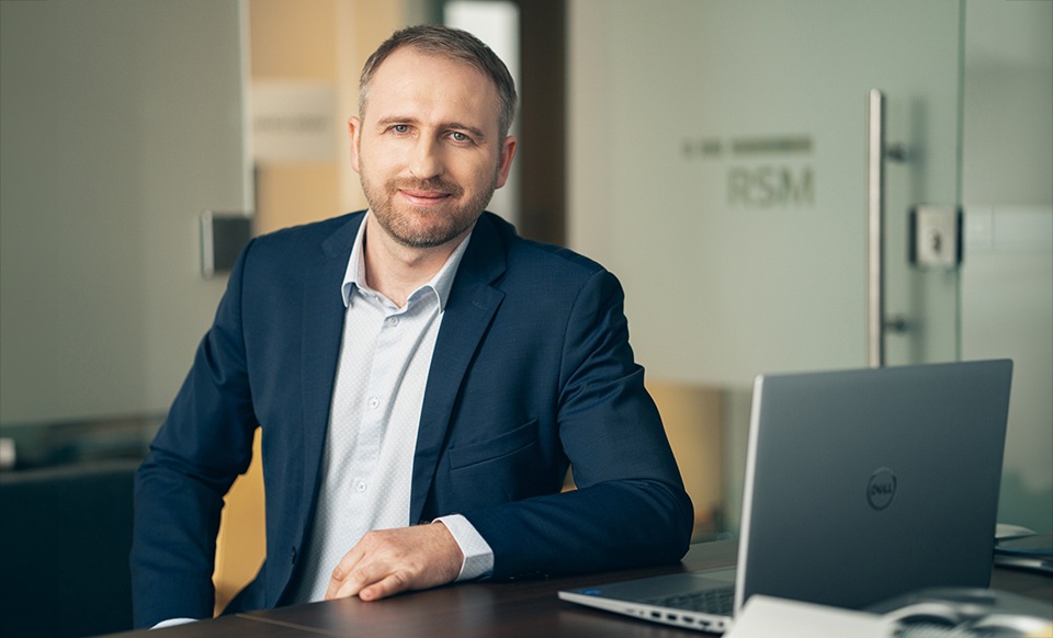 Oracle NetSuite wspiera centralizację danych biznesowych, szybsze decyzje i zmianę funkcji finans&oacute;w w organizacji
