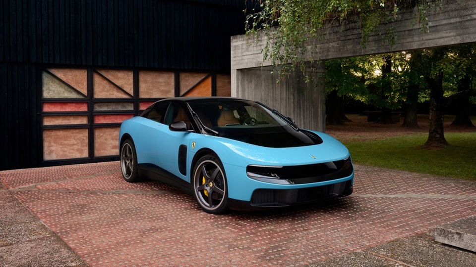 Pierwsze elektryczne Ferrari stało się faktem. Luce oferuje 1050 KM i 530 km zasięgu