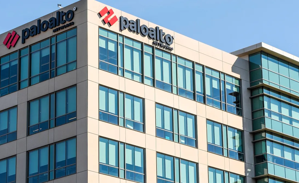 Palo Alto Networks przejmie Portkey, aby budować kontrolę nad agentami AI