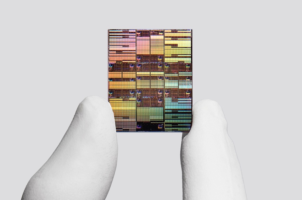IBM zaprezentował pierwszy chip poniżej 1 nm. To przełom w miniaturyzacji p&oacute;łprzewodnik&oacute;w