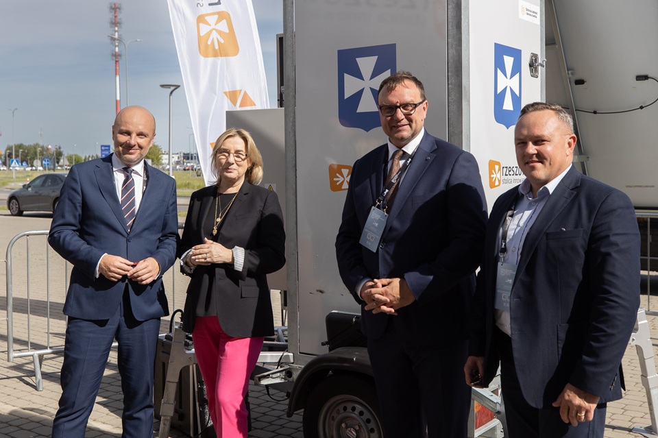 System Łączności Awaryjnej – innowacyjna odpowiedź Rzeszowa na wyzwania komunikacji kryzysowej