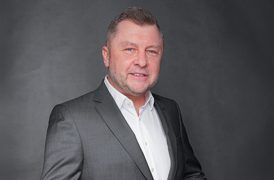 Największym wyzwaniem nie jest dostęp do danych, ale zdolność do szybkiego przełożenia ich na decyzje operacyjne
