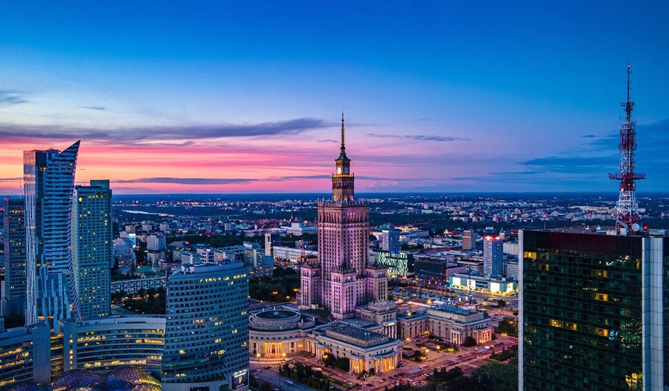 Polska niemal dogoniła unijną średnią w cyfryzacji usług publicznych