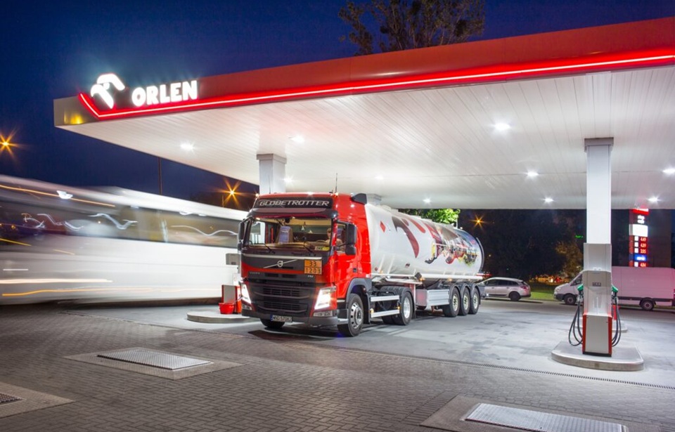 Orlen szuka partner&oacute;w do projekt&oacute;w AI