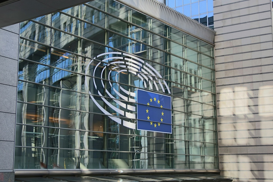 Cyber Resilience Act zmienia zasady wyboru dostawc&oacute;w
