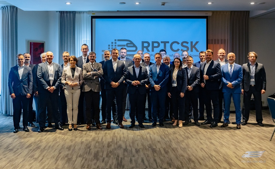Polska kolej porządkuje cyfryzację. Nowa strategia obejmuje IT, OT i cyberbezpieczeństwo