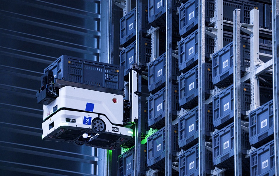 LPP zautomatyzuje magazyn w Tczewie. Ponad 1500 robot&oacute;w w akcji