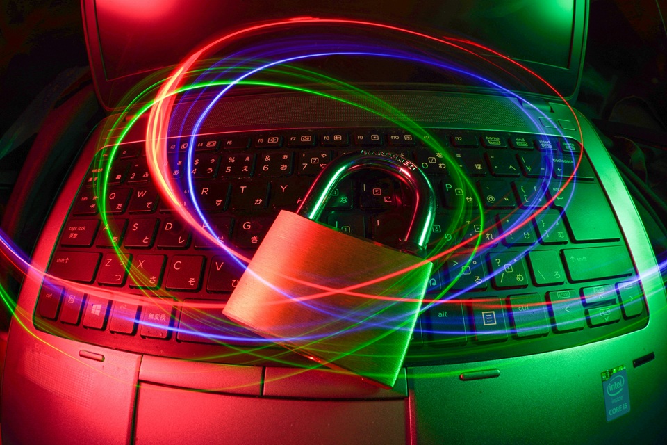 Rząd publikuje zalecenia cyberbezpieczeństwa dla ponad 70 tys. organizacji